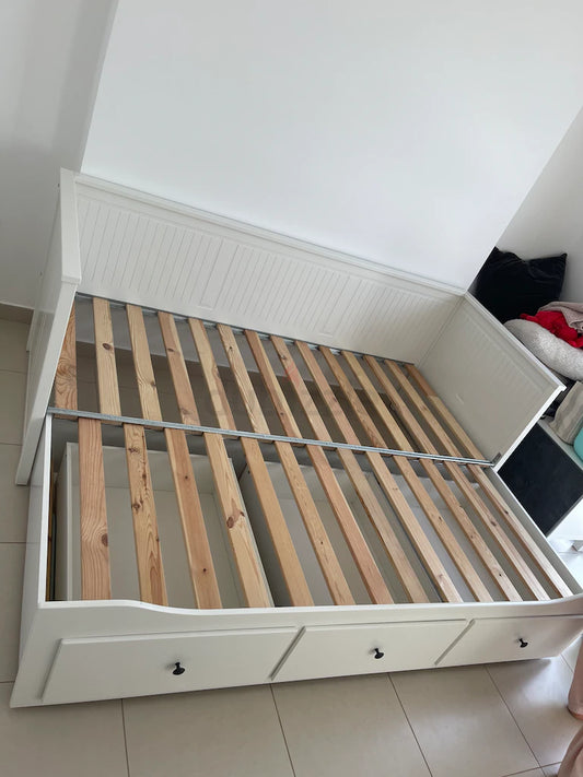 IKEA Hemness Daybed With 2 Mattress - White